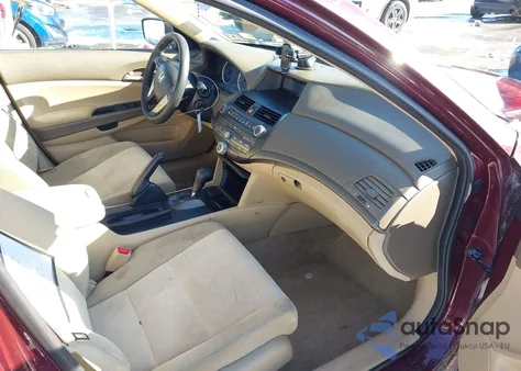 2010 Honda Accord 2.4 Lx z USA, uszkodzony, nr VIN 1HGCP2F3XAA158624